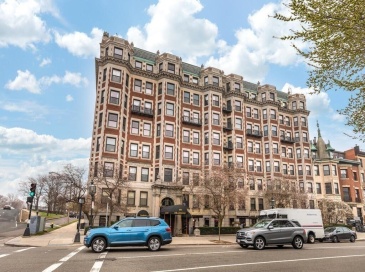 464 Commonwealth Ave, Boston, Massachusetts, 2 Rooms Rooms,1 BathroomBathrooms,Residential Lease,For Rent,Commonwealth Ave,73523600