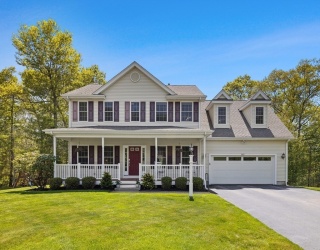 243 Cottrell Rd, Tiverton, Rhode Island, 4 Bedrooms Bedrooms, 7 Rooms Rooms,2.5 BathroomsBathrooms,Residential,For Sale,Cottrell Rd,73523635