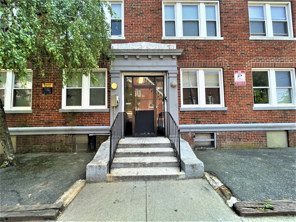 15 Huss Ct, Lynn, Massachusetts, 2 Bedrooms Bedrooms, 4 Rooms Rooms,1.5 BathroomsBathrooms,Residential Lease,For Rent,Huss Ct,73523517