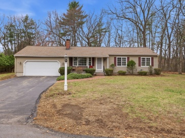 8 Monument Hill Rd, Chelmsford, Massachusetts, 3 Bedrooms Bedrooms, 6 Rooms Rooms,1 BathroomBathrooms,Residential,For Sale,Monument Hill Rd,73497031
