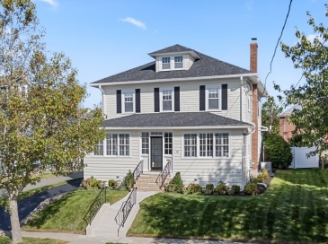 18 Hillcroft Ave, Worcester, Massachusetts, 4 Bedrooms Bedrooms, 8 Rooms Rooms,1.5 BathroomsBathrooms,Residential,For Sale,Hillcroft Ave,73496824
