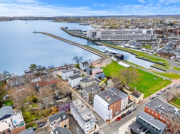 26 Daniels Street, Salem, Massachusetts, 1 Bedroom Bedrooms, 4 Rooms Rooms,1 BathroomBathrooms,Residential,For Sale,Daniels Street,73505101