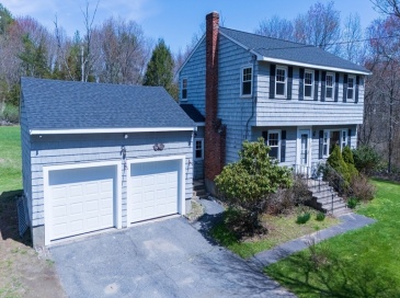 50 Milford St, Medway, Massachusetts, 4 Bedrooms Bedrooms, 8 Rooms Rooms,1.5 BathroomsBathrooms,Residential,For Sale,Milford St,73522236 50 Milford St, Medway, Massachusetts, 4 Bedrooms Bedrooms, 8 Rooms Rooms,1.5 BathroomsBathrooms,Residential,For Sale,Milford St,73522236