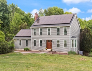 50 Farm Hill Rd, Wrentham, Massachusetts, 4 Bedrooms Bedrooms, 10 Rooms Rooms,2.5 BathroomsBathrooms,Residential,For Sale,Farm Hill Rd,73523503