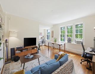 988 Memorial Drive, Cambridge, Massachusetts, 1 Bedroom Bedrooms, 3 Rooms Rooms,1 BathroomBathrooms,Residential Lease,For Rent,Memorial Drive,73523680