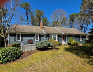 85 Collingwood Drive, Yarmouth, Massachusetts, 2 Bedrooms Bedrooms, 5 Rooms Rooms,2 BathroomsBathrooms,Residential,For Sale,Collingwood Drive,73523682