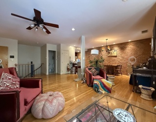 95 Gainsborough St, Boston, Massachusetts, 2 Bedrooms Bedrooms, 4 Rooms Rooms,2.5 BathroomsBathrooms,Residential Lease,For Rent,Gainsborough St,73523834