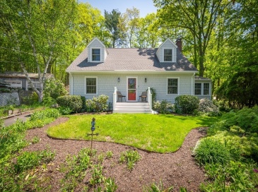 43 Woodward Ave, Gloucester, Massachusetts, 4 Bedrooms Bedrooms, 8 Rooms Rooms,2 BathroomsBathrooms,Residential,For Sale,Woodward Ave,73523928 43 Woodward Ave, Gloucester, Massachusetts, 4 Bedrooms Bedrooms, 8 Rooms Rooms,2 BathroomsBathrooms,Residential,For Sale,Woodward Ave,73523928