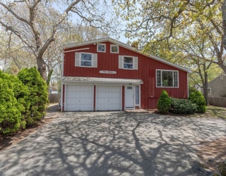 140 Buckwood Drive, Barnstable, Massachusetts, 4 Bedrooms Bedrooms, 7 Rooms Rooms,2 BathroomsBathrooms,Residential,For Sale,Buckwood Drive,73523732