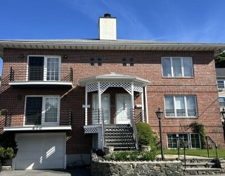 670 Humphrey St, Swampscott, Massachusetts, 2 Bedrooms Bedrooms, 5 Rooms Rooms,2 BathroomsBathrooms,Residential Lease,For Rent,Humphrey St,73523953