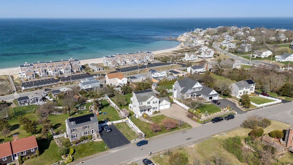 11 Kevin Avenue, Plymouth, Massachusetts, 4 Bedrooms Bedrooms, 8 Rooms Rooms,3.5 BathroomsBathrooms,Residential,For Sale,Kevin Avenue,73523788