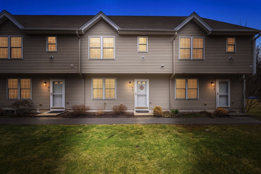 63 Power St, Uxbridge, Massachusetts, 2 Bedrooms Bedrooms, 5 Rooms Rooms,1.5 BathroomsBathrooms,Residential,For Sale,Power St,73496757