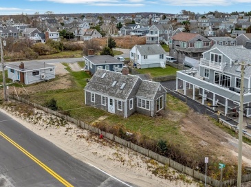 2 Freeman Avenue, Sandwich, Massachusetts, 2 Bedrooms Bedrooms, 5 Rooms Rooms,1 BathroomBathrooms,Residential,For Sale,Freeman Avenue,73457756