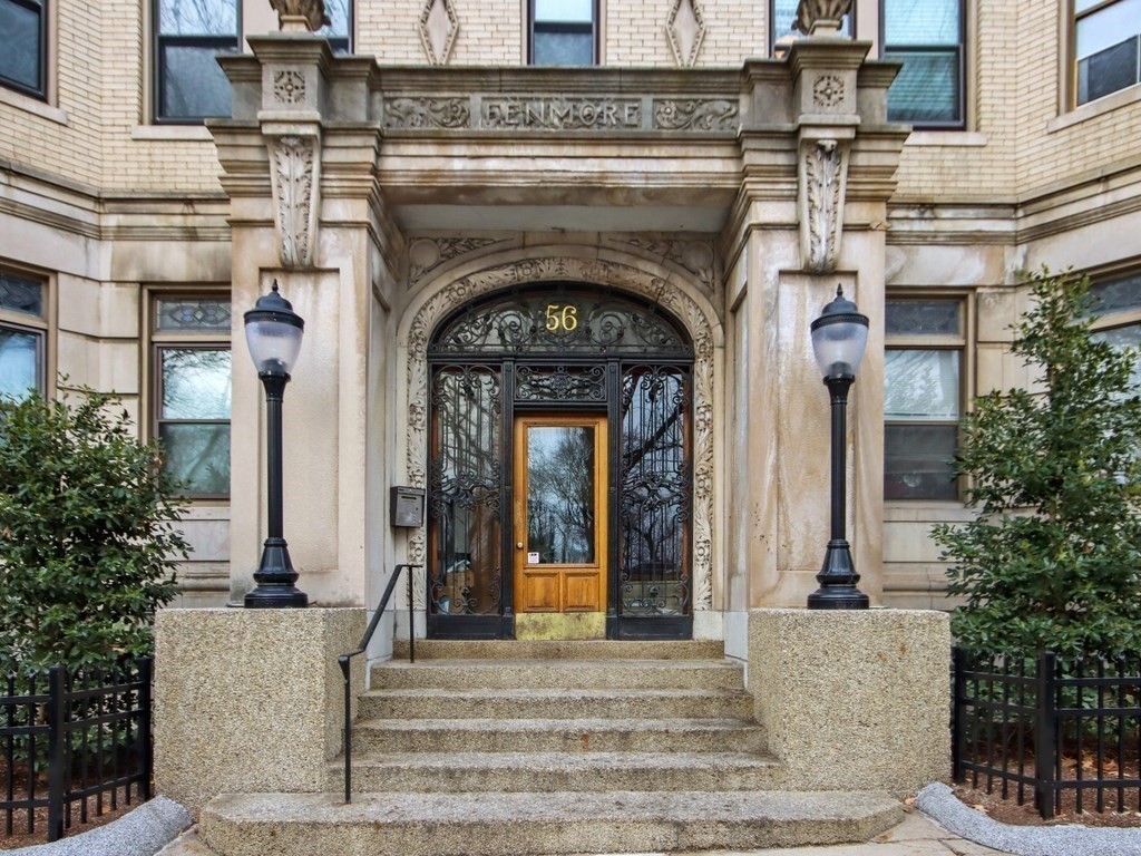 56 Charlesgate E, Boston, Massachusetts, 1 Bedroom Bedrooms, 3 Rooms Rooms,1 BathroomBathrooms,Residential Lease,For Rent,Charlesgate E,73523994