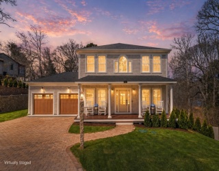84 Alden Drive, Brewster, Massachusetts, 2 Bedrooms Bedrooms, 10 Rooms Rooms,3.5 BathroomsBathrooms,Residential,For Sale,Alden Drive,73512359