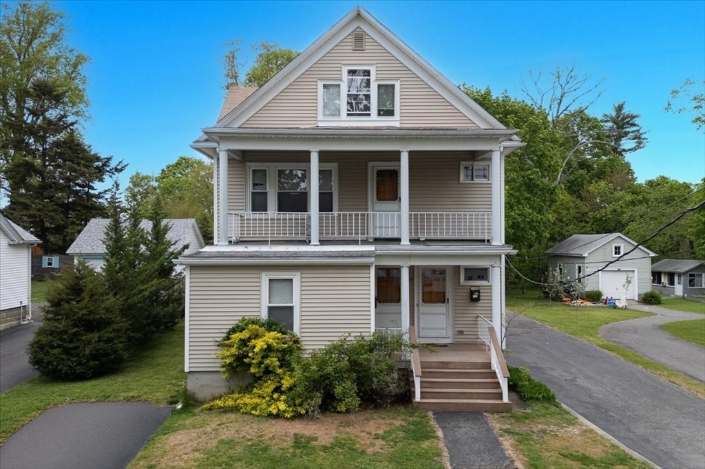 21 Whitehill St, Taunton, Massachusetts, 4 Bedrooms Bedrooms, 10 Rooms Rooms,2 BathroomsBathrooms,Residential Income,For Sale,Whitehill St,73524178
