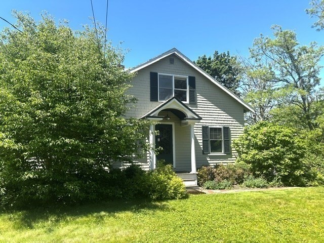 120 Charles River St, Needham, Massachusetts, 4 Bedrooms Bedrooms, 7 Rooms Rooms,2 BathroomsBathrooms,Residential,For Sale,Charles River St,73524447