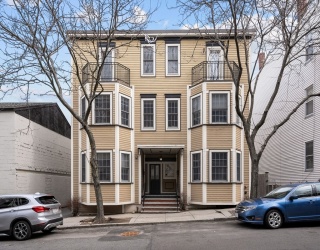 34 H, Boston, Massachusetts, 2 Bedrooms Bedrooms, 7 Rooms Rooms,2 BathroomsBathrooms,Residential Lease,For Rent,H,73524130