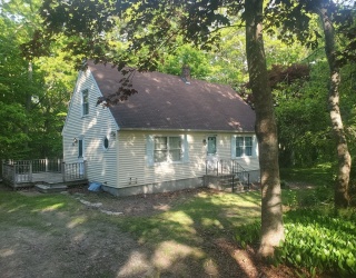170 Woodland Cir, Tiverton, Rhode Island, 2 Bedrooms Bedrooms, 5 Rooms Rooms,1 BathroomBathrooms,Residential,For Sale,Woodland Cir,73524295