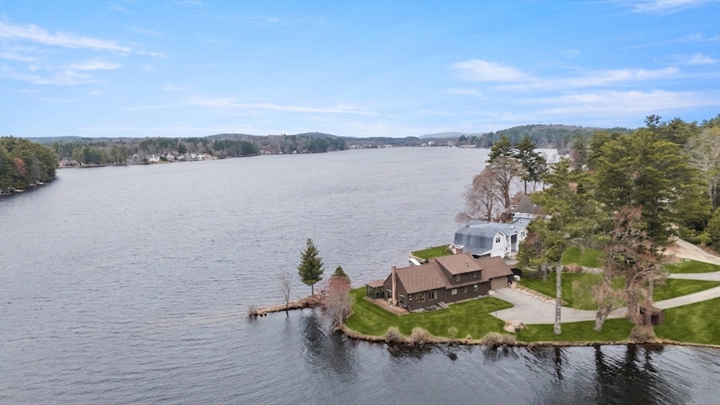 18 River Rd, North Brookfield, Massachusetts, 3 Bedrooms Bedrooms, 7 Rooms Rooms,2 BathroomsBathrooms,Residential,For Sale,River Rd,73524339