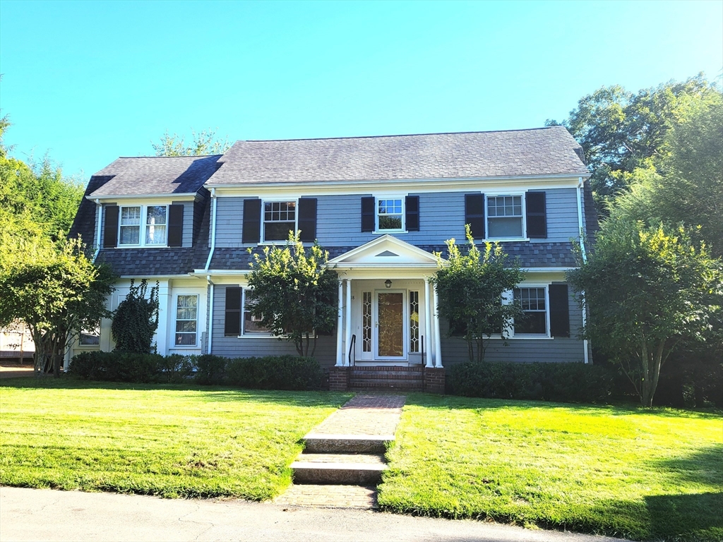 18 Tappan Rd, Wellesley, Massachusetts, 5 Bedrooms Bedrooms, 10 Rooms Rooms,3.5 BathroomsBathrooms,Residential Lease,For Rent,Tappan Rd,73524347