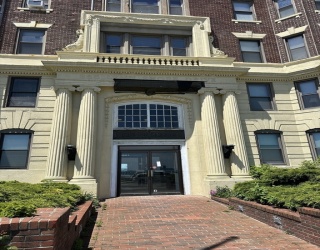 285 Lynn Shore Drive, Lynn, Massachusetts, 1 Room Rooms,1 BathroomBathrooms,Residential,For Sale,Lynn Shore Drive,73524313