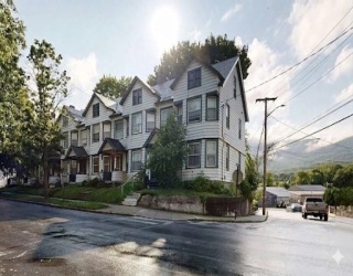 48 Summer St, Adams, Massachusetts, 3 Bedrooms Bedrooms, 6 Rooms Rooms,1 BathroomBathrooms,Residential,For Sale,Summer St,73524133