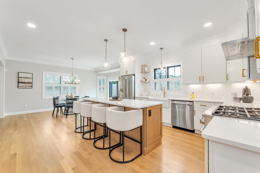 2 Brownson Terrace, Boston, Massachusetts, 4 Bedrooms Bedrooms, 8 Rooms Rooms,3.5 BathroomsBathrooms,Residential,For Sale,Brownson Terrace,73524195