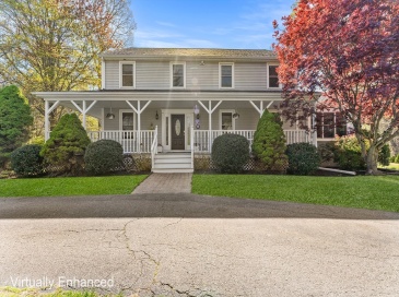 6 Lena Cir, Franklin, Massachusetts, 4 Bedrooms Bedrooms, 8 Rooms Rooms,3.5 BathroomsBathrooms,Residential,For Sale,Lena Cir,73514501