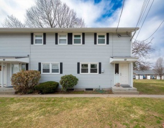 60 Honeysuckle Dr, Chicopee, Massachusetts, 2 Bedrooms Bedrooms, 4 Rooms Rooms,1 BathroomBathrooms,Residential,For Sale,Honeysuckle Dr,73493708