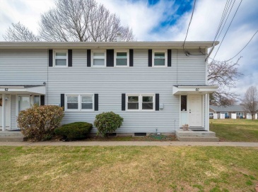60 Honeysuckle Dr, Chicopee, Massachusetts, 2 Bedrooms Bedrooms, 4 Rooms Rooms,1 BathroomBathrooms,Residential,For Sale,Honeysuckle Dr,73493708