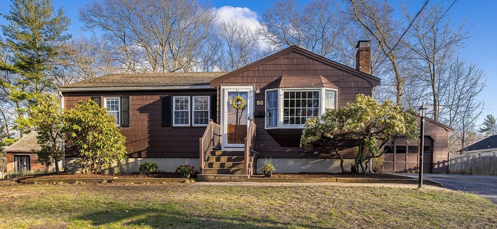 55 Lothrop Road, Reading, Massachusetts, 3 Bedrooms Bedrooms, 5 Rooms Rooms,1 BathroomBathrooms,Residential,For Sale,Lothrop Road,73497606