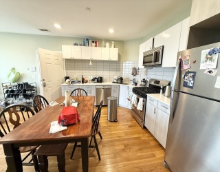 299 Dudley, Boston, Massachusetts, 3 Bedrooms Bedrooms, 4 Rooms Rooms,2 BathroomsBathrooms,Residential Lease,For Rent,Dudley,73524225