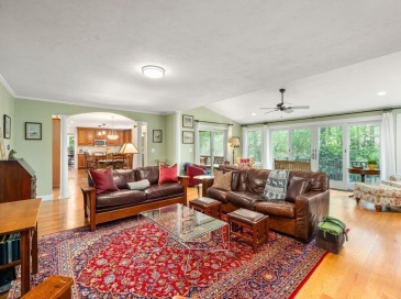 6A Wampanoag Dr., Acton, Massachusetts, 4 Bedrooms Bedrooms, 12 Rooms Rooms,3.5 BathroomsBathrooms,Residential,For Sale,Wampanoag Dr.,73524633