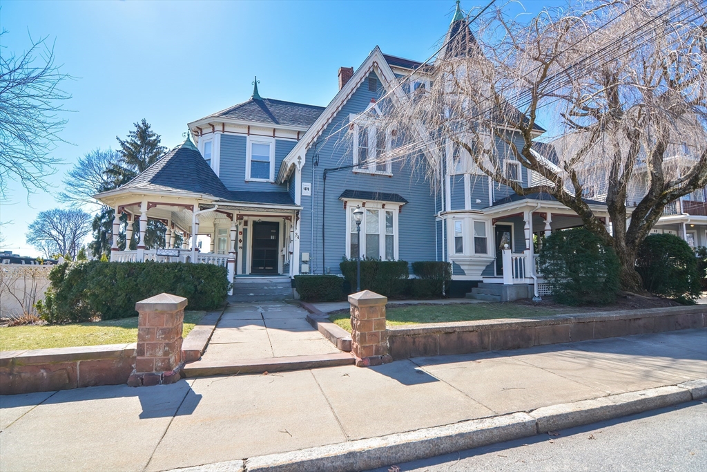34 High St, North Attleboro, Massachusetts, 8 Bedrooms Bedrooms, 21 Rooms Rooms,6 BathroomsBathrooms,Residential Income,For Sale,High St,73524632