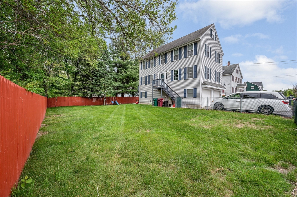 57 Magnolia Street, Lowell, Massachusetts, 3 Bedrooms Bedrooms, 6 Rooms Rooms,2.5 BathroomsBathrooms,Residential,For Sale,Magnolia Street,73524641