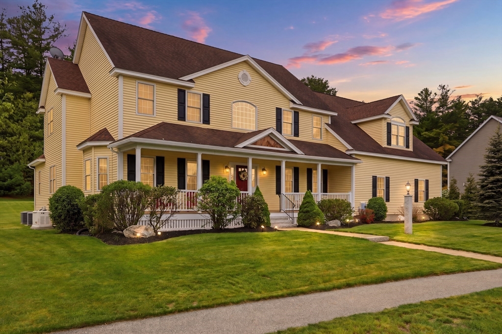 9 Boxwood Rd, Westford, Massachusetts, 4 Bedrooms Bedrooms, 12 Rooms Rooms,4 BathroomsBathrooms,Residential,For Sale,Boxwood Rd,73524501