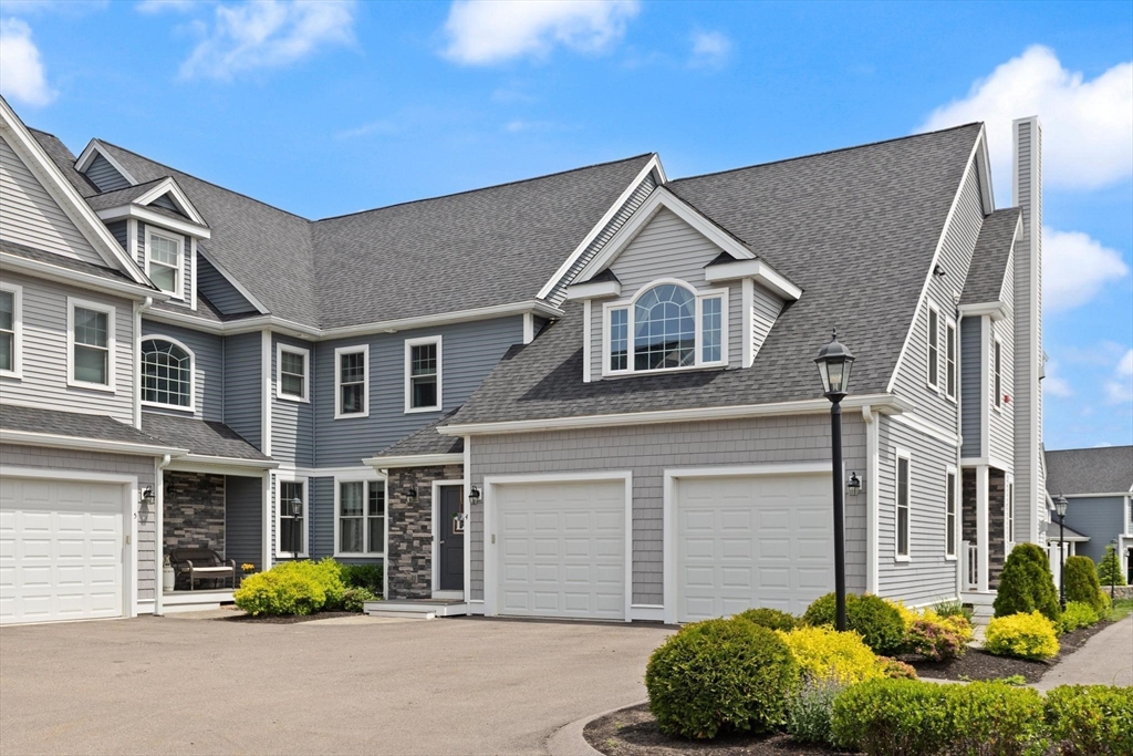 80 Lebaron Blvd, Lakeville, Massachusetts, 2 Bedrooms Bedrooms, 5 Rooms Rooms,2 BathroomsBathrooms,Residential,For Sale,Lebaron Blvd,73524716