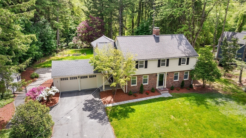 30 Meadow Dr, Sudbury, Massachusetts, 4 Bedrooms Bedrooms, 11 Rooms Rooms,2.5 BathroomsBathrooms,Residential,For Sale,Meadow Dr,73524722