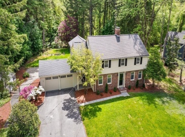 30 Meadow Dr, Sudbury, Massachusetts, 4 Bedrooms Bedrooms, 11 Rooms Rooms,2.5 BathroomsBathrooms,Residential,For Sale,Meadow Dr,73524722