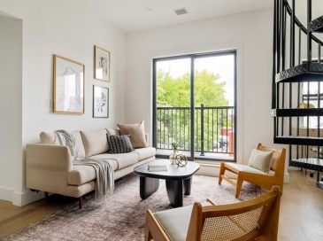 95 Addison Street, Boston, Massachusetts, 2 Bedrooms Bedrooms, 5 Rooms Rooms,2 BathroomsBathrooms,Residential,For Sale,Addison Street,73524735