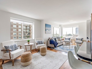8-12 Museum Way, Cambridge, Massachusetts, 2 Bedrooms Bedrooms, 6 Rooms Rooms,2.5 BathroomsBathrooms,Residential,For Sale,Museum Way,73524738
