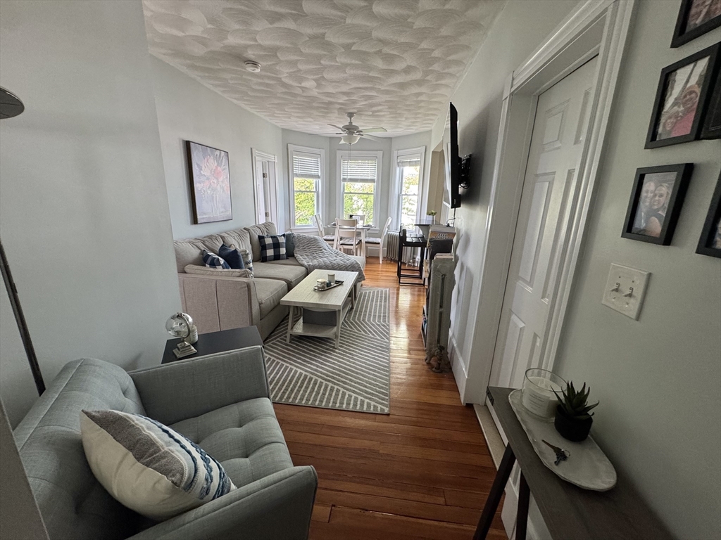 53 Trident, Winthrop, Massachusetts, 2 Bedrooms Bedrooms, 5 Rooms Rooms,1 BathroomBathrooms,Residential,For Sale,Trident,73524736