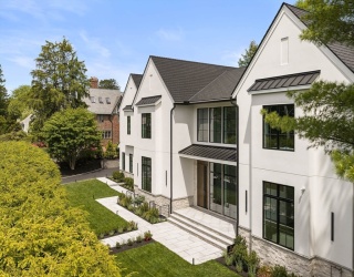 19 Bonnybrook Road, Newton, Massachusetts, 7 Bedrooms Bedrooms, 19 Rooms Rooms,8.5 BathroomsBathrooms,Residential,For Sale,Bonnybrook Road,73524508