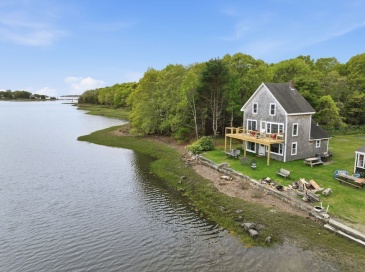 63 Oakdale Ave, Marion, Massachusetts, 4 Bedrooms Bedrooms, 9 Rooms Rooms,2 BathroomsBathrooms,Residential,For Sale,Oakdale Ave,73524519