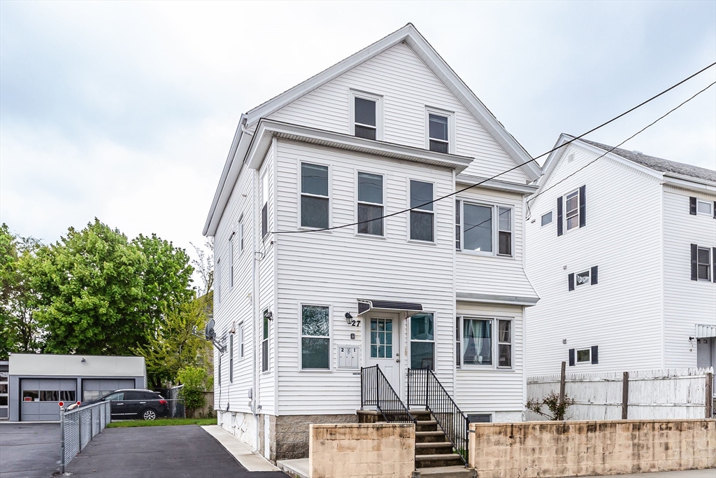27 Cook St, Fall River, Massachusetts, 4 Bedrooms Bedrooms, 12 Rooms Rooms,2 BathroomsBathrooms,Residential Income,For Sale,Cook St,73524144