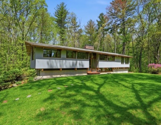50 Carlisle Pines Drive, Carlisle, Massachusetts, 3 Bedrooms Bedrooms, 8 Rooms Rooms,2 BathroomsBathrooms,Residential,For Sale,Carlisle Pines Drive,73524788