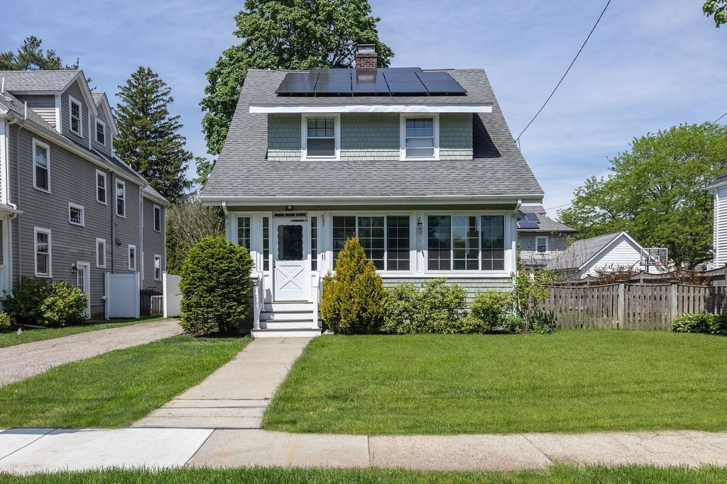 11 Mayo Ave, Needham, Massachusetts, 3 Bedrooms Bedrooms, 7 Rooms Rooms,2.5 BathroomsBathrooms,Residential,For Sale,Mayo Ave,73524408
