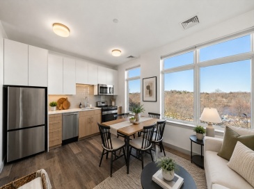 180 Telford, Boston, Massachusetts, 1 Bedroom Bedrooms, 2 Rooms Rooms,1 BathroomBathrooms,Residential,For Sale,Telford,73524210 180 Telford, Boston, Massachusetts, 1 Bedroom Bedrooms, 2 Rooms Rooms,1 BathroomBathrooms,Residential,For Sale,Telford,73524210