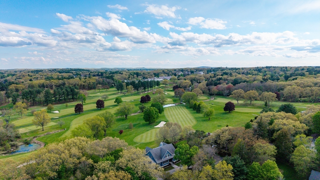 179 Oakland St, Wellesley, Massachusetts, 6 Bedrooms Bedrooms, 17 Rooms Rooms,7 BathroomsBathrooms,Residential,For Sale,Oakland St,73524600